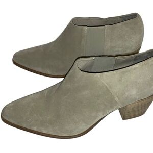 VINCE Made in Italy HAMILTON Clay Suede Ankle Boots Booties Size 9.5